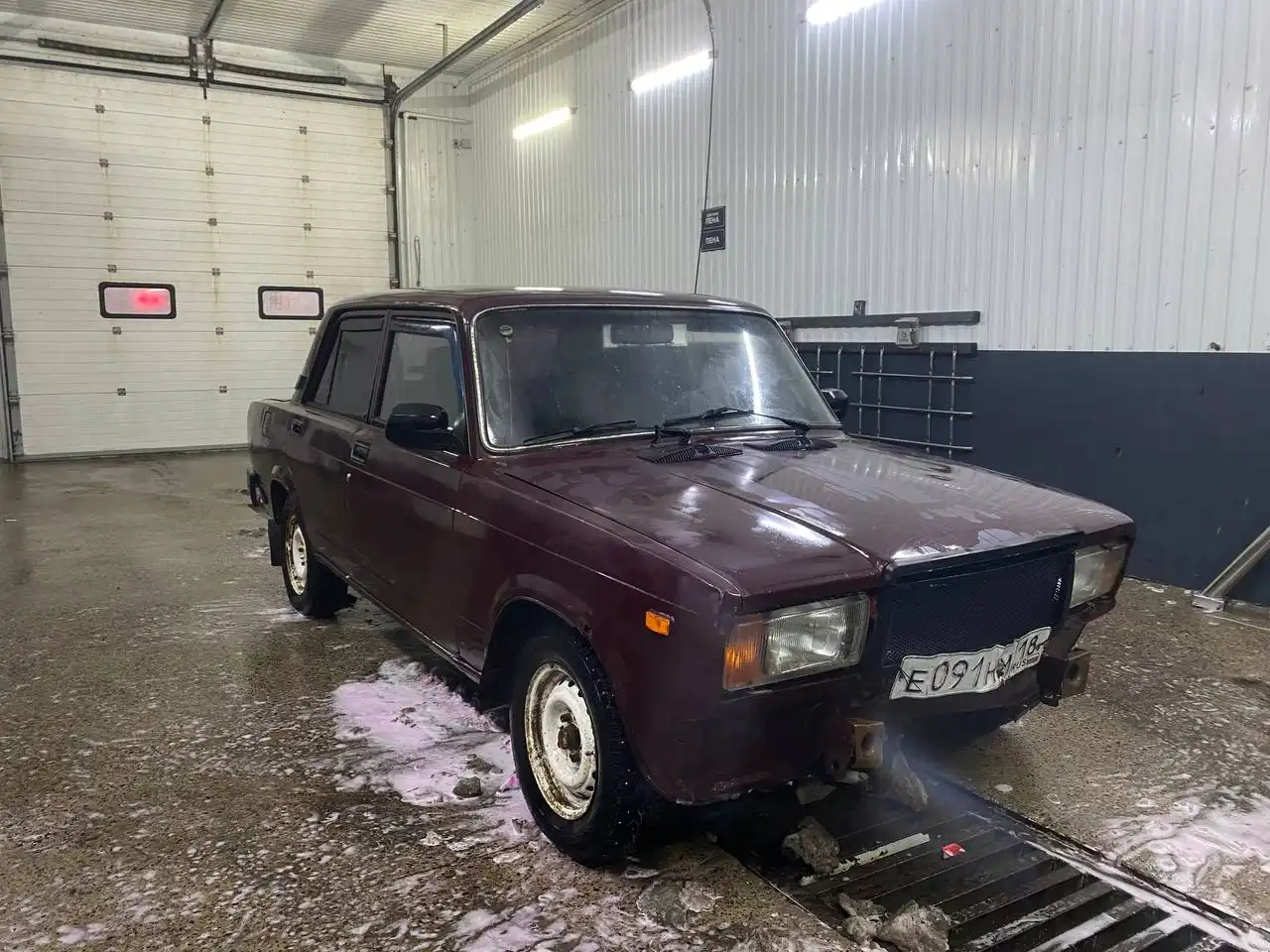 Продам ВАЗ 2107 инжектор