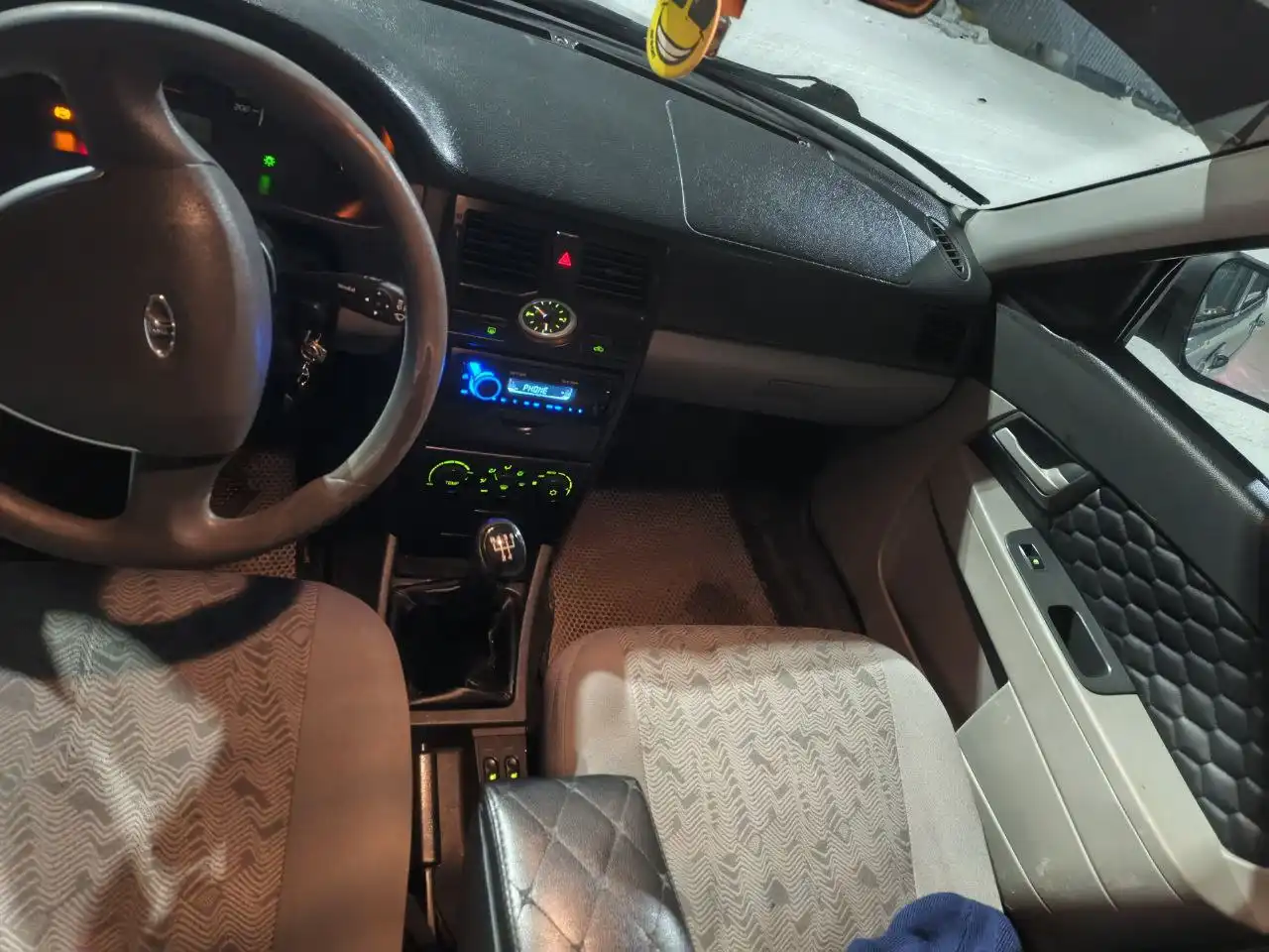 Продажа или обмен автомобиля 2013 года