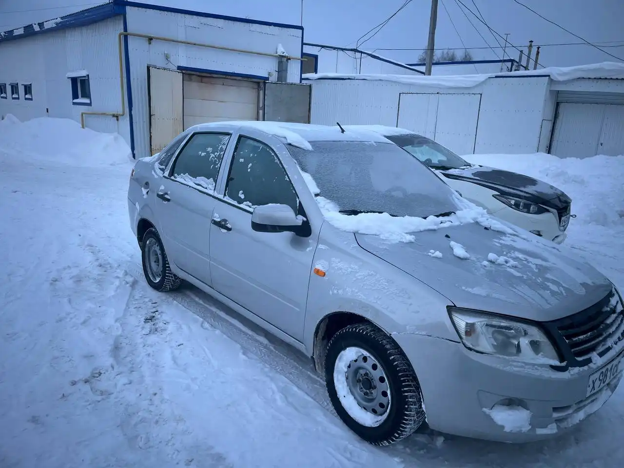 Продажа автомобиля ВАЗ 2112 2012 года