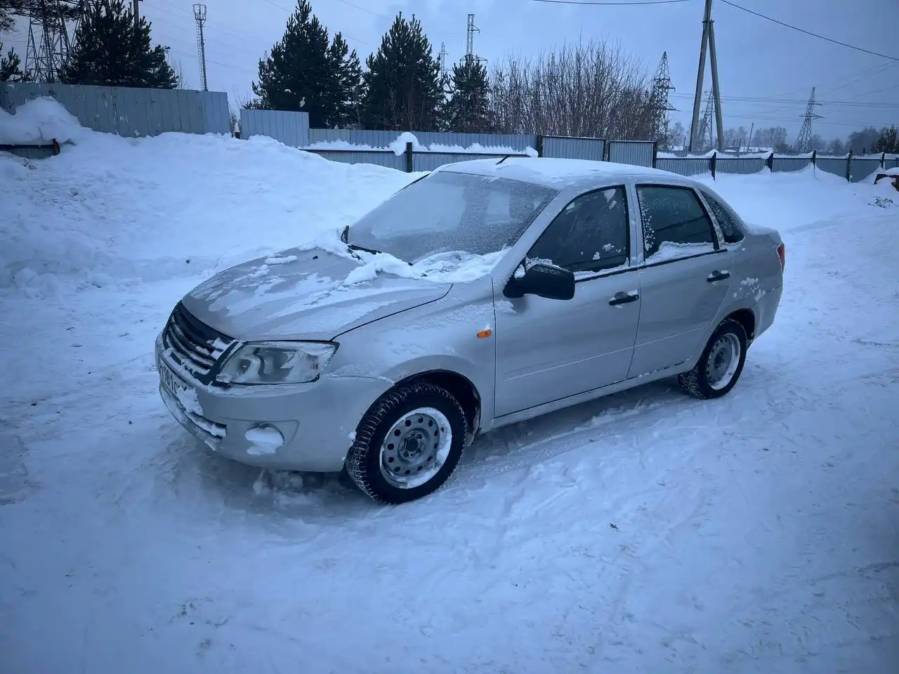 Продажа автомобиля ВАЗ 2112 2012 года