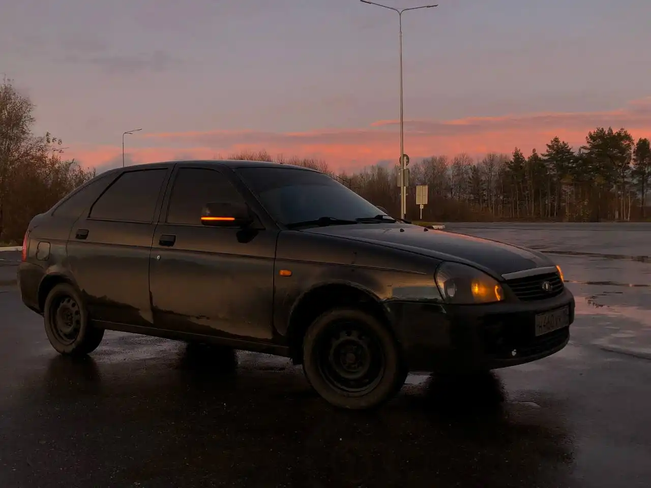 Автомобиль 2011 года