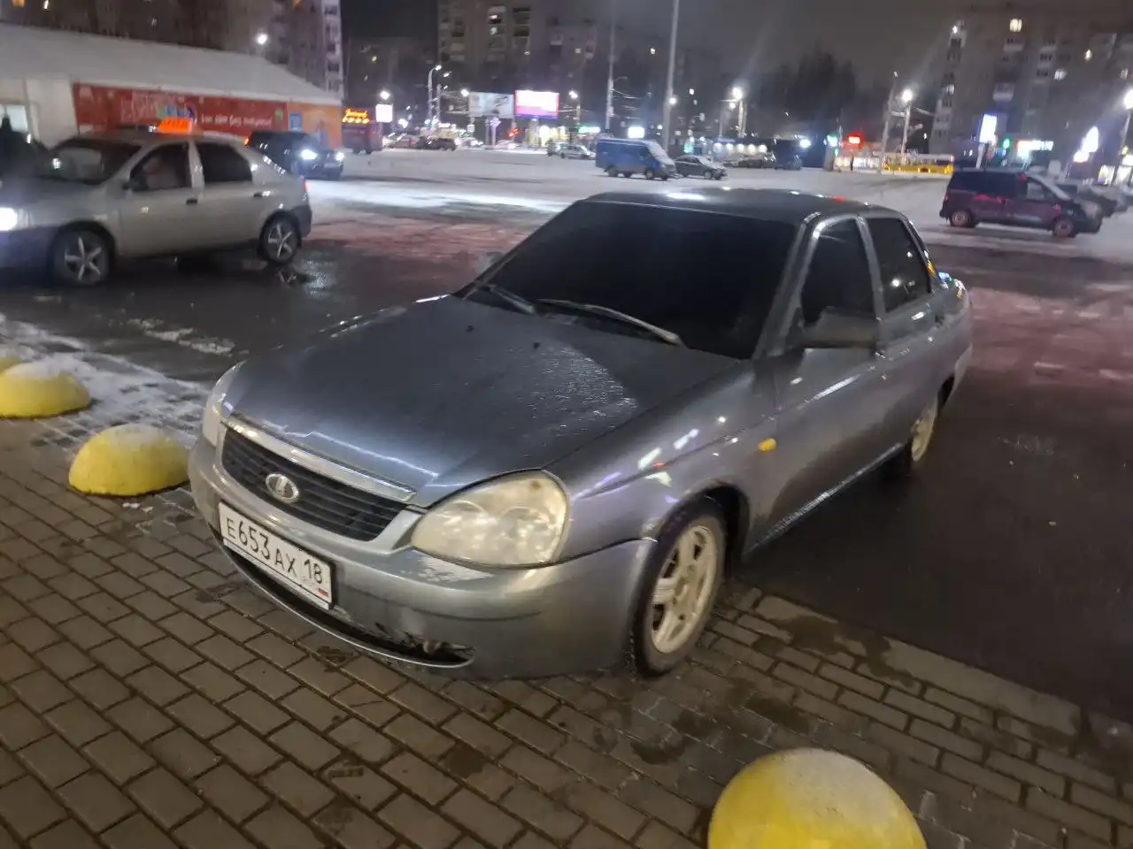 Продажа автомобиля Лада Приора 2010 года