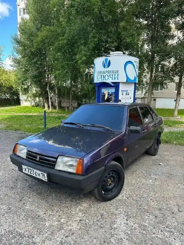 Продажа автомобиля 2001 года с инжектором - Легковые автомобили (Авто) в Ижевск