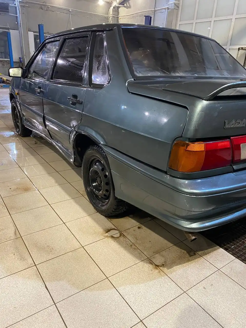 Автомобиль 2008 года выпуска, 8-цилиндровый, МКПП - Авто в Ижевск