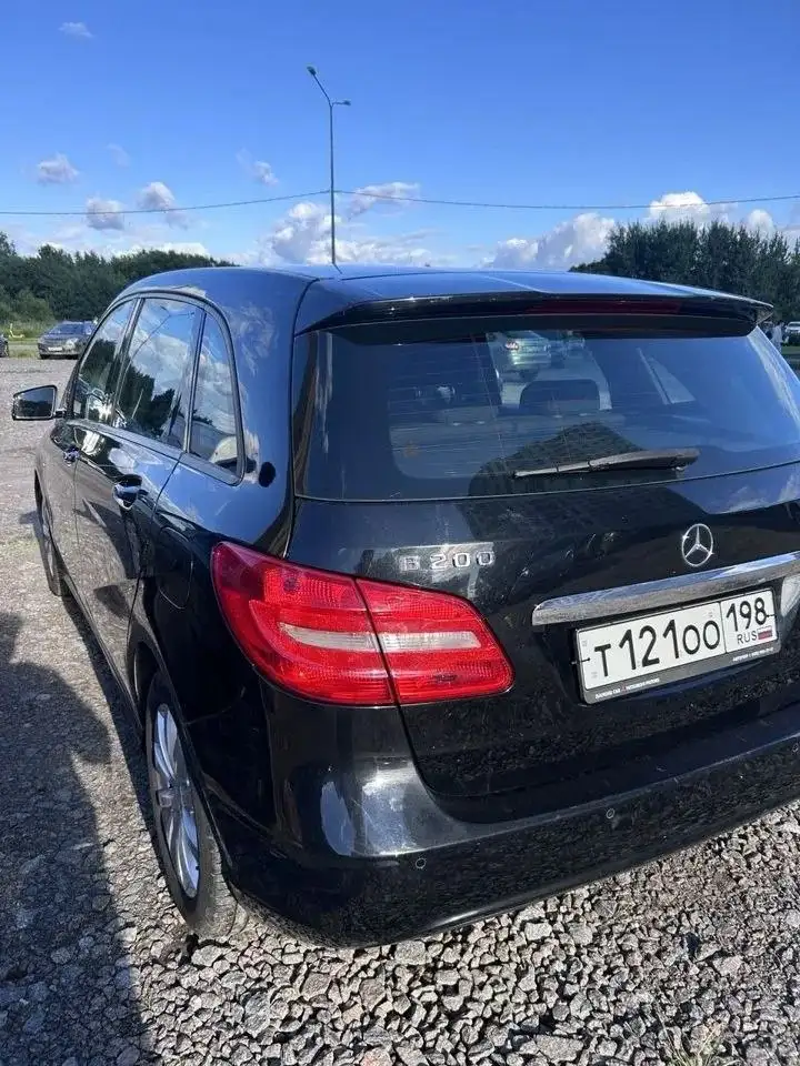 Автомобиль на продажу - Авто в Санкт-Петербург