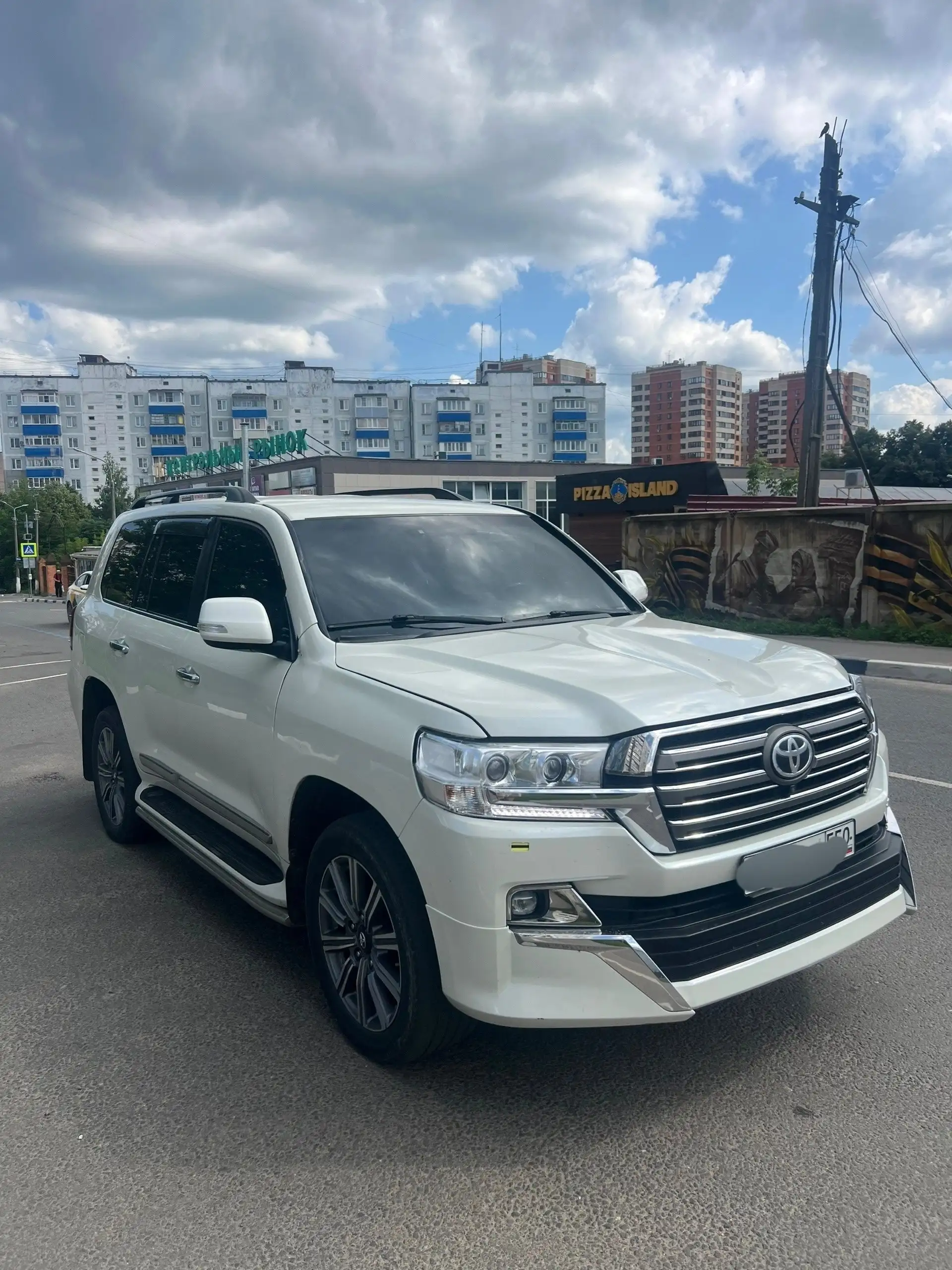 Тойота 200 - Внедорожники (Авто) в Москва