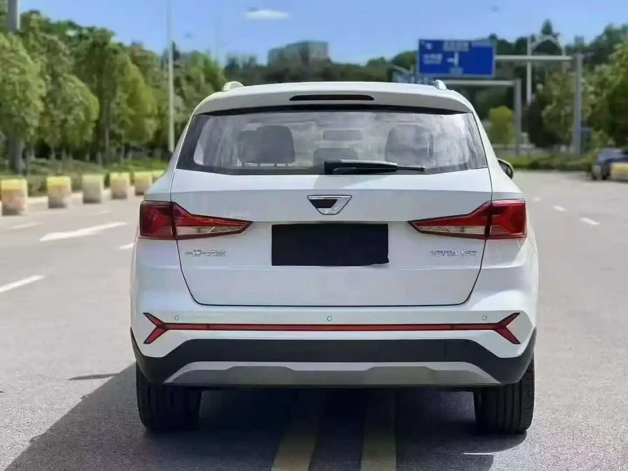 Volkswagen Jetta VS7 1.4T 140PS