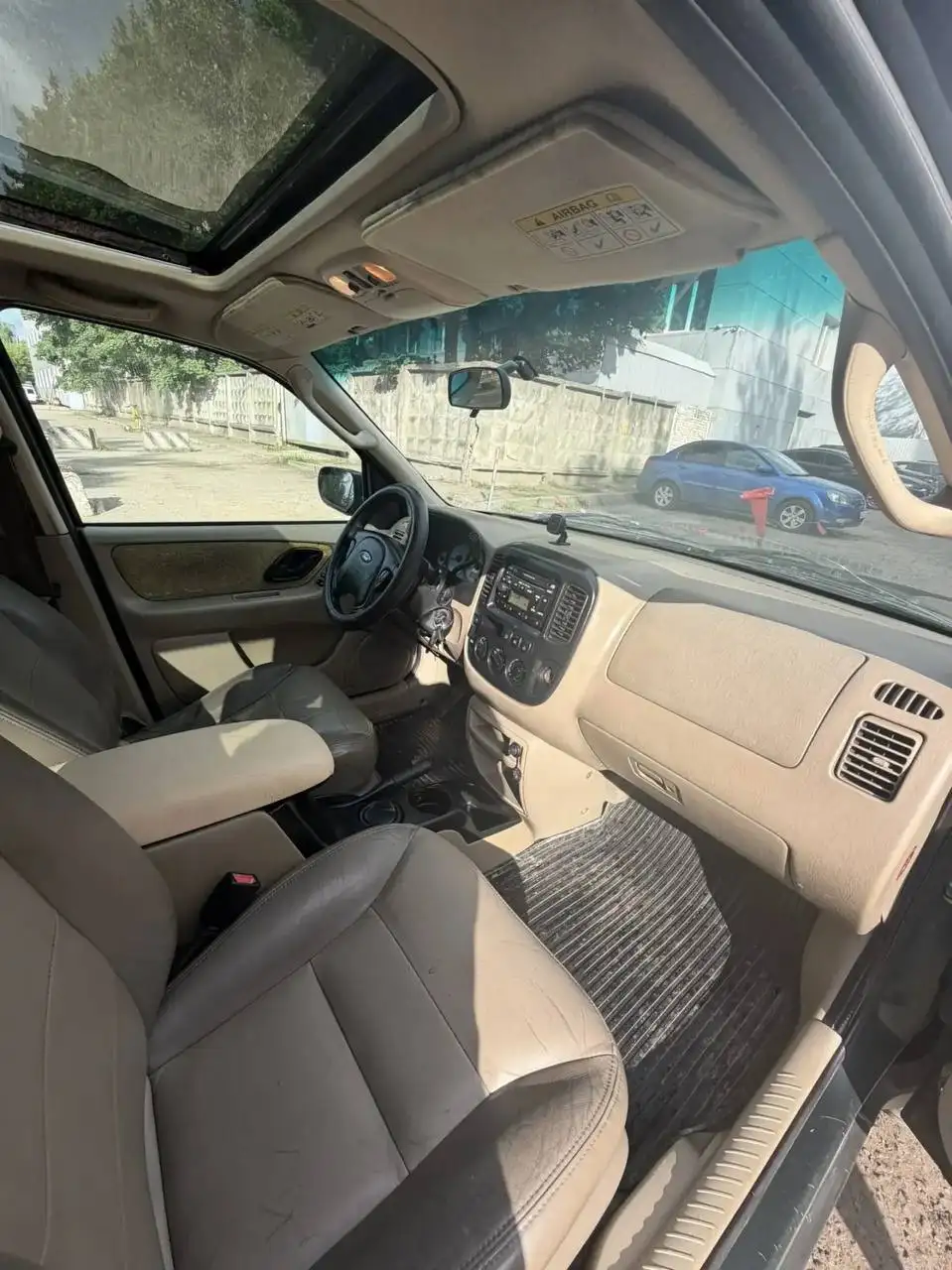 Ford MAVERICK 2003 - Легковые автомобили (Авто) в Москва