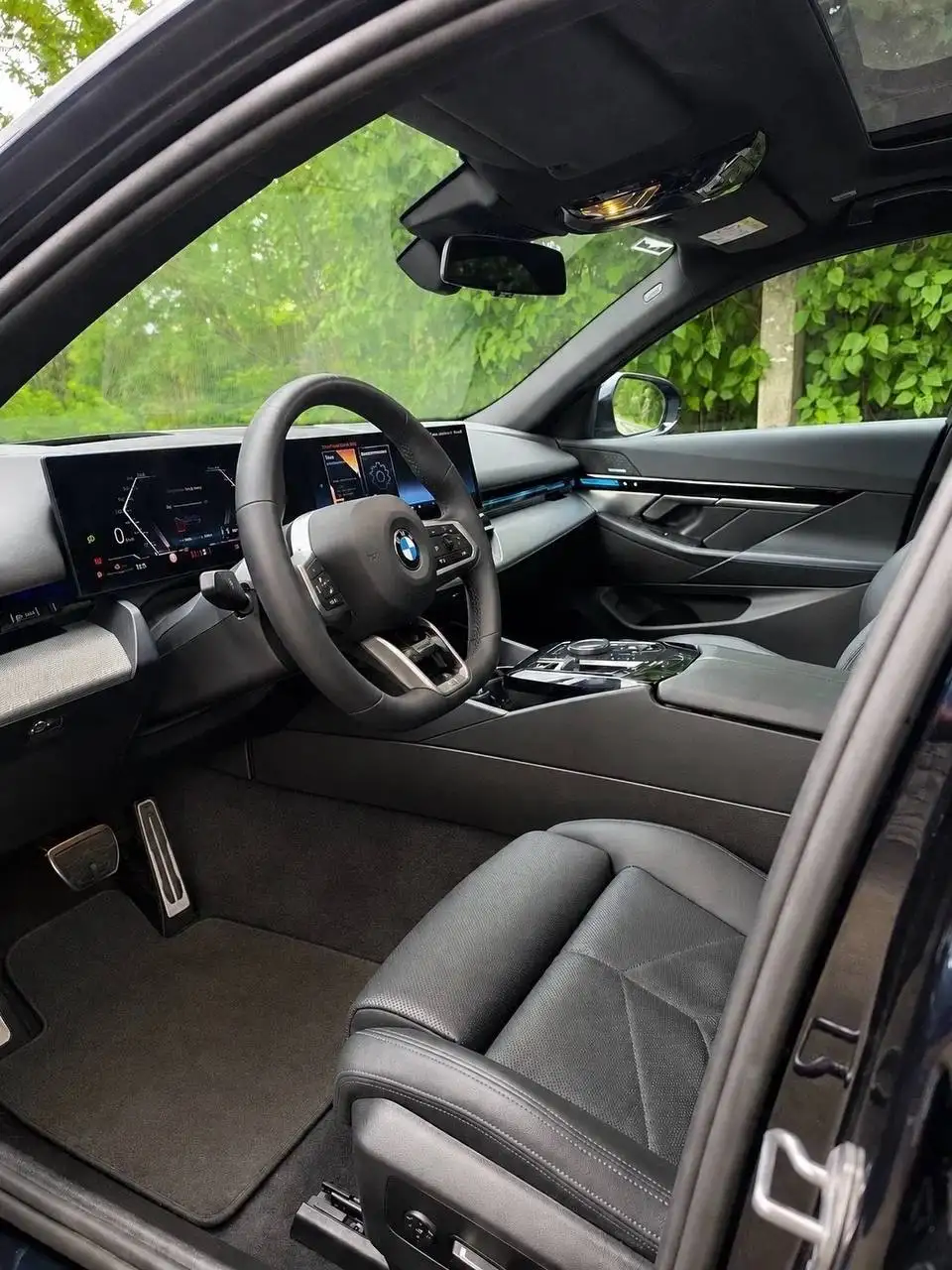 BMW 520d G60 2023, 40 000 км, дизель - Легковые автомобили (Авто) в Москва