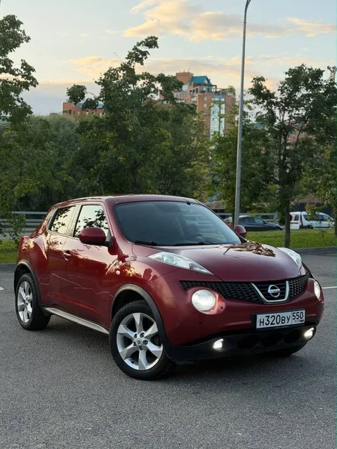 Nissan Juke F15 2011, 1.6, МКПП, 150 000 км - Авто в Москва