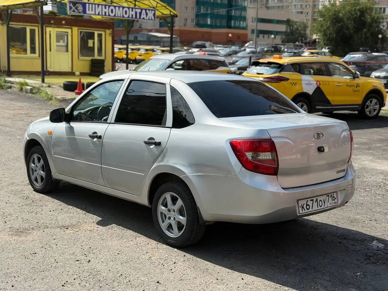Продам Ладу Гранту 2012 года - Легковые автомобили (Авто) в Москва