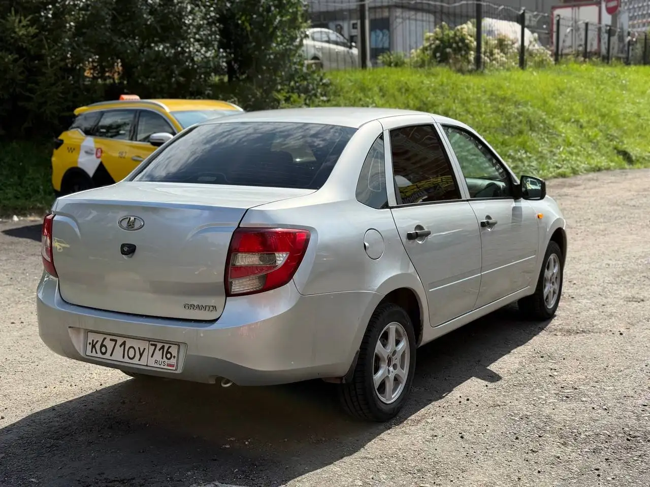 Продам Ладу Гранту 2012 года - Легковые автомобили (Авто) в Москва