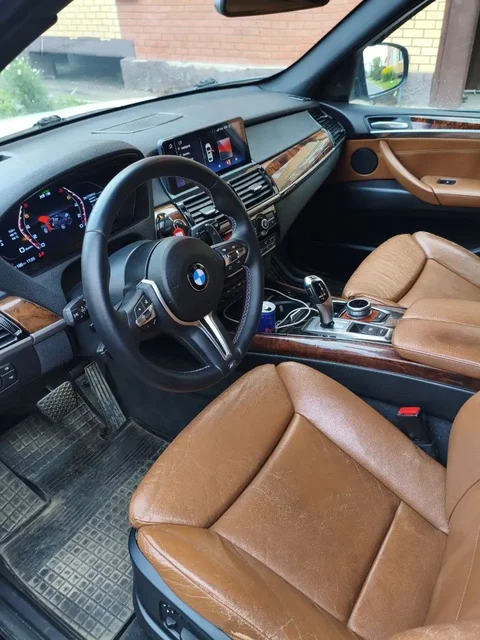 BMW X5 E70 2007 года в отличном состоянии - Мотоциклы и квадроциклы в Санкт-Петербург