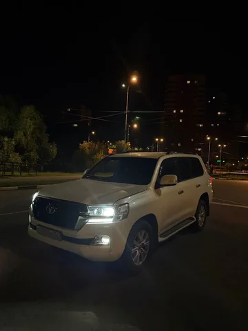 2016 Land Cruiser 200 4.5 D, Авторынок Санкт-Петербург - Автономеры в Москва