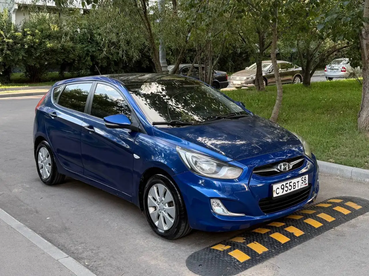 Hyundai Solaris 2012, 1.6 АКПП - Легковые автомобили (Авто) в Москва