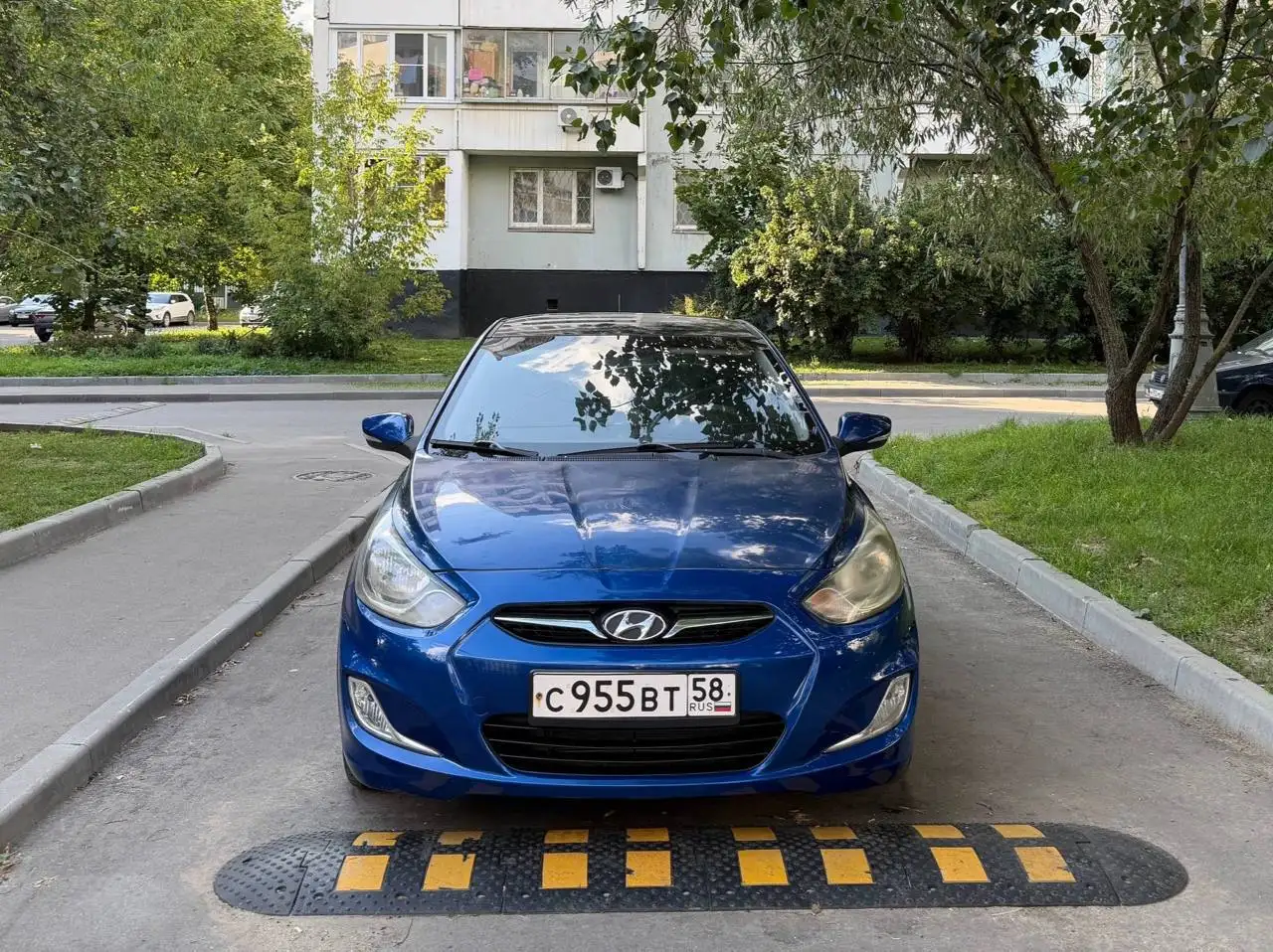 Hyundai Solaris 2012, 1.6 АКПП - Легковые автомобили (Авто) в Москва