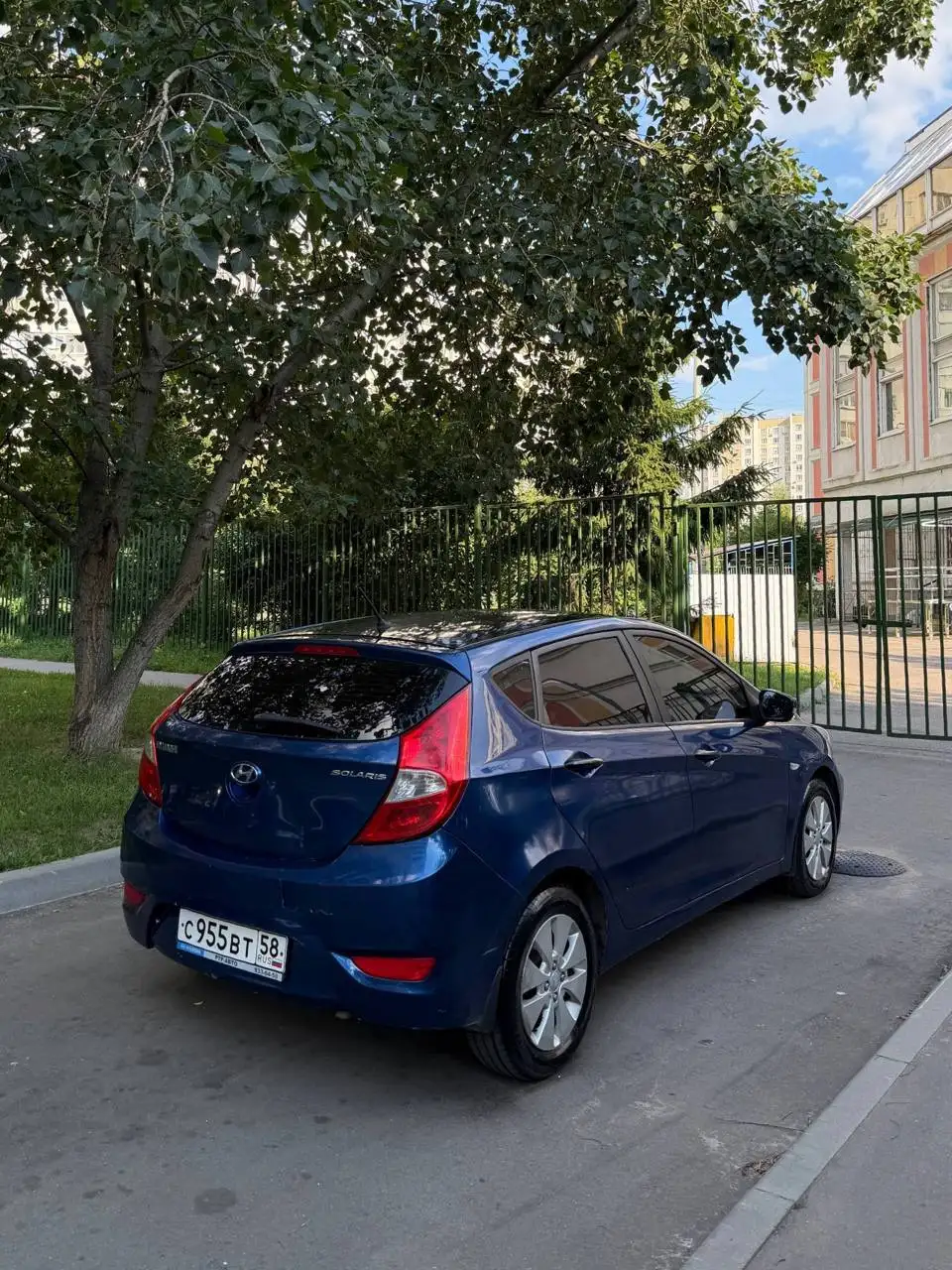 Hyundai Solaris 2012, 1.6 АКПП - Легковые автомобили (Авто) в Москва
