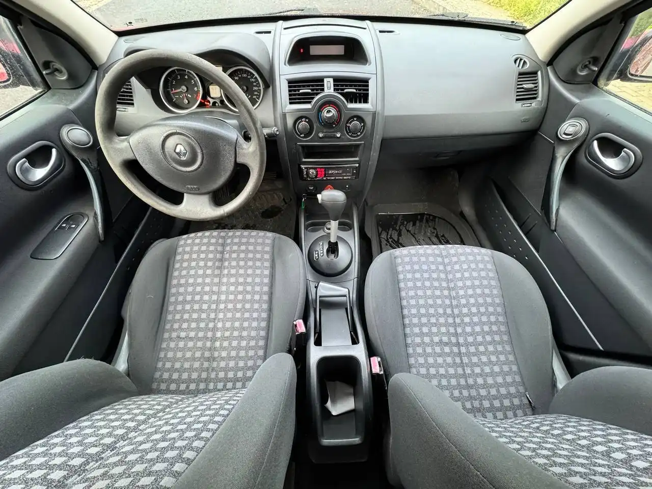Renault Megane 1.6 AT 2006 рестайлинг