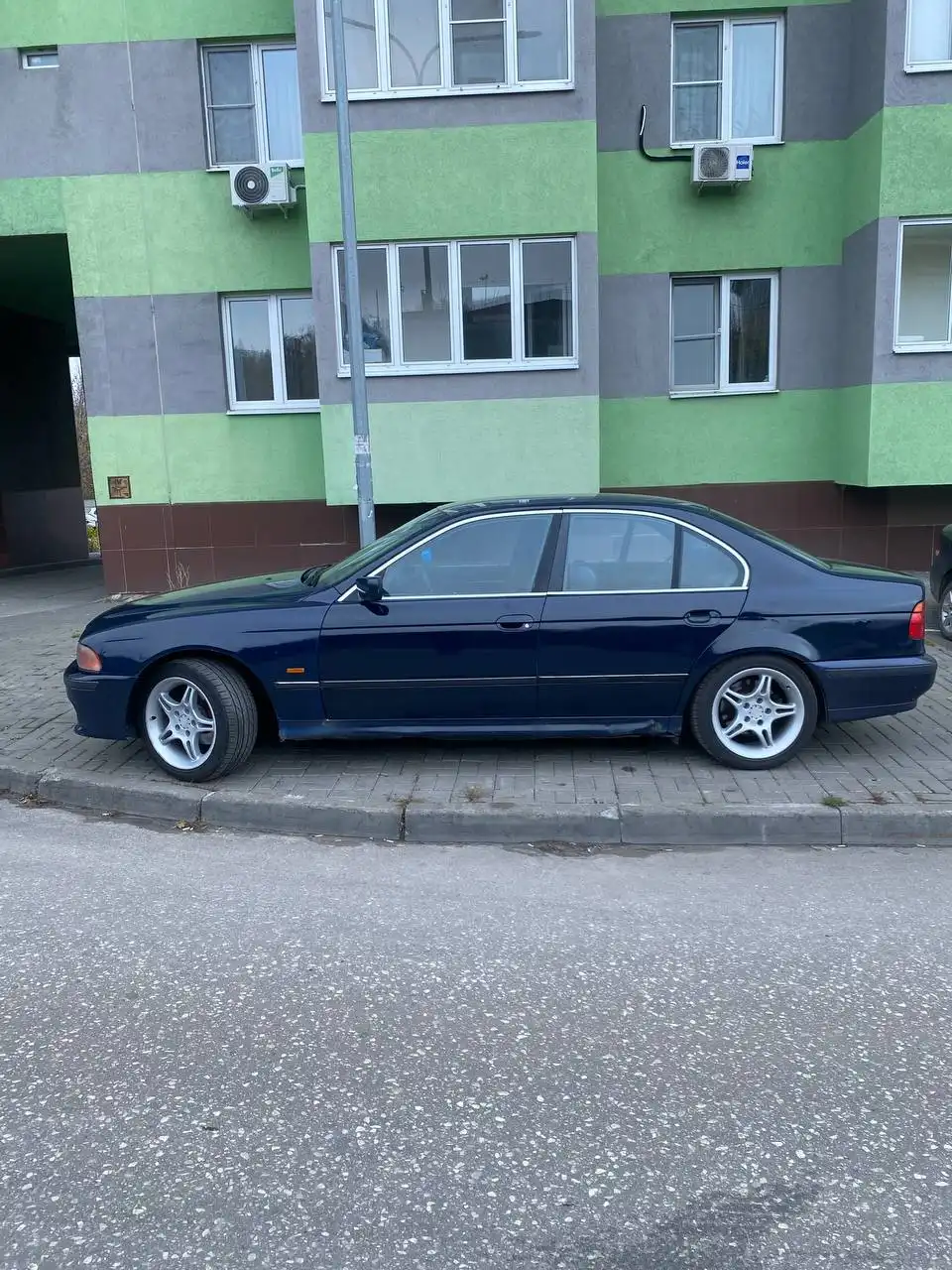 BMW 520 1998 года выпуска