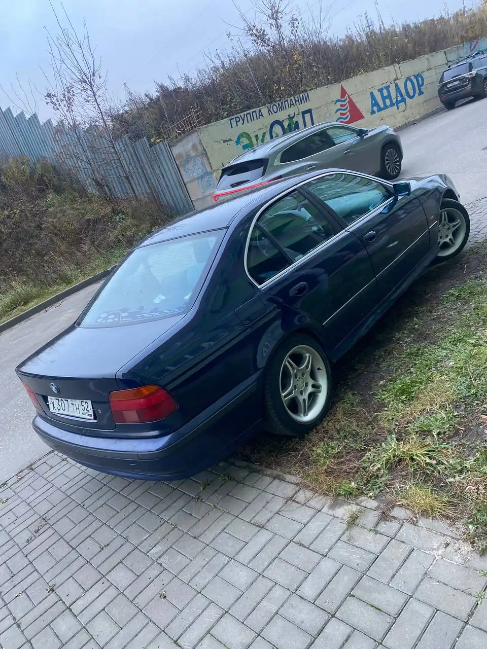 BMW 520 1998 года выпуска