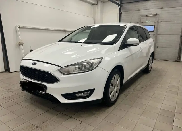 Ford Focus 3 рестайлинг 2015 года - Авто в Санкт-Петербург