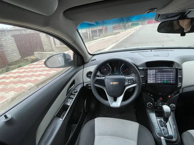 Продам автомобиль 2012 года - Авто в Санкт-Петербург