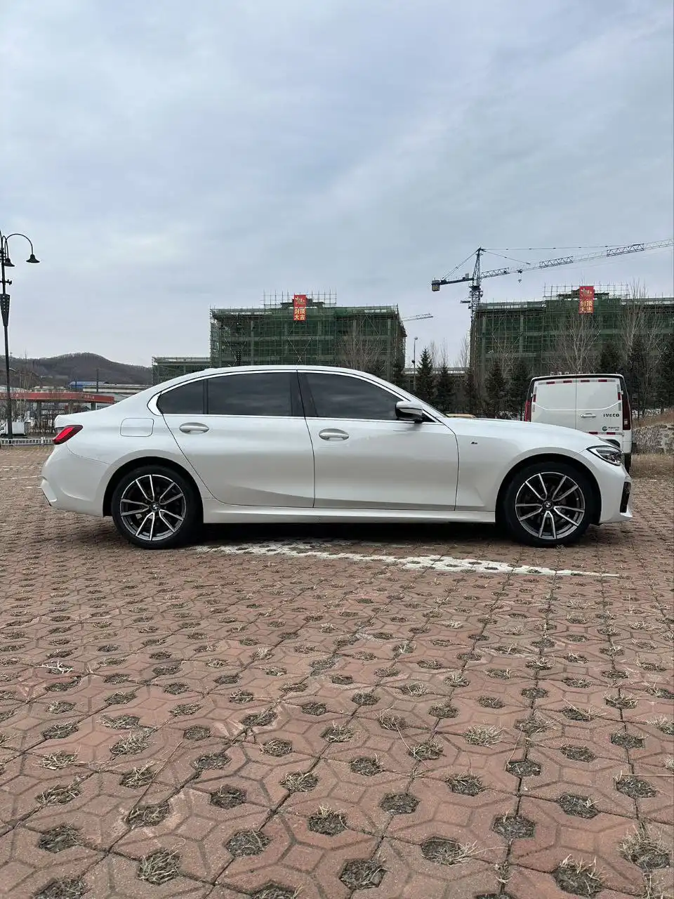 BMW 320Li 2022 года с пробегом 50 000 км