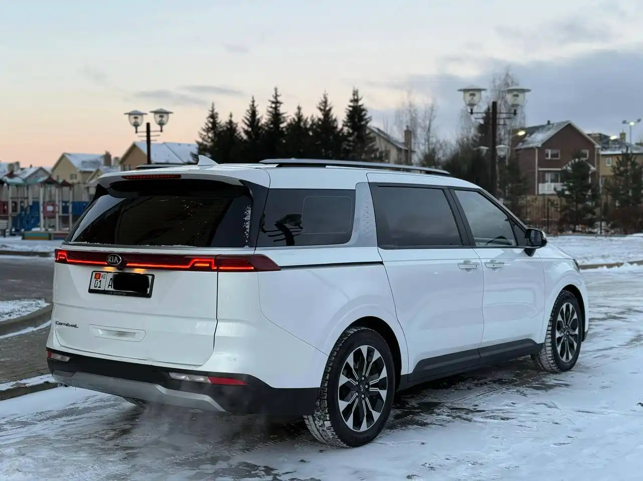 Продажа Kia Carnival 2020 года, дизель 2.2, пробег 180 тыс км