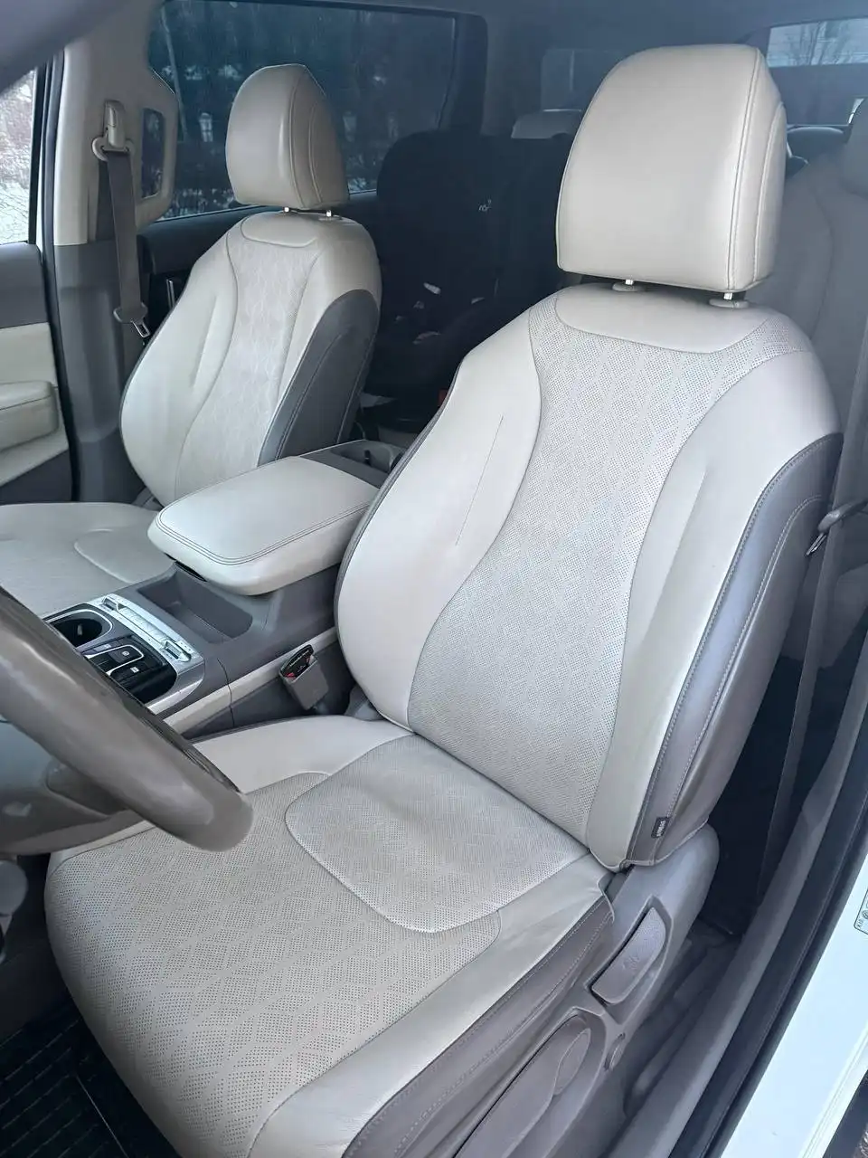 Продажа Kia Carnival 2020 года, дизель 2.2, пробег 180 тыс км