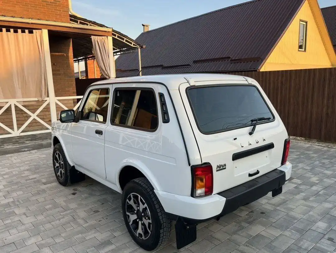 Продажа УАЗ Niva Legend 2024 года в Москве