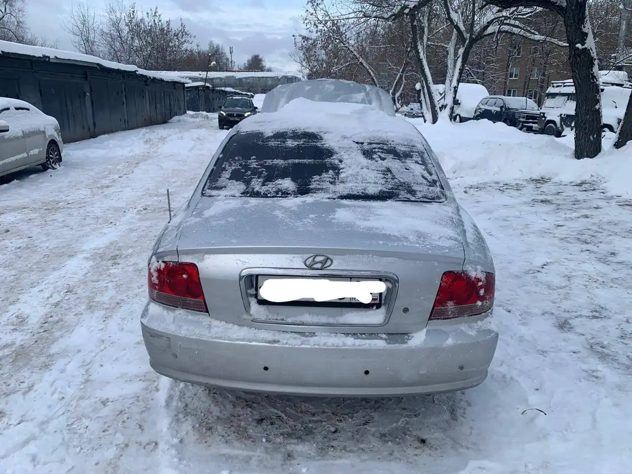 Hyundai Sonata 2.0 MT 2005 года