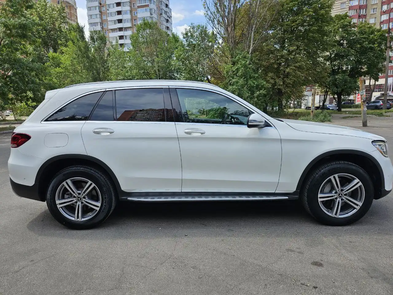 Mercedes-Benz GLC 300 2021 года - Легковые автомобили (Авто) в Донецк
