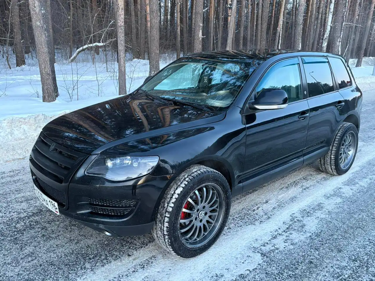 Volkswagen Touareg 2008 2.5 дизель автомат - Внедорожник (Авто) в Екатеринбург
