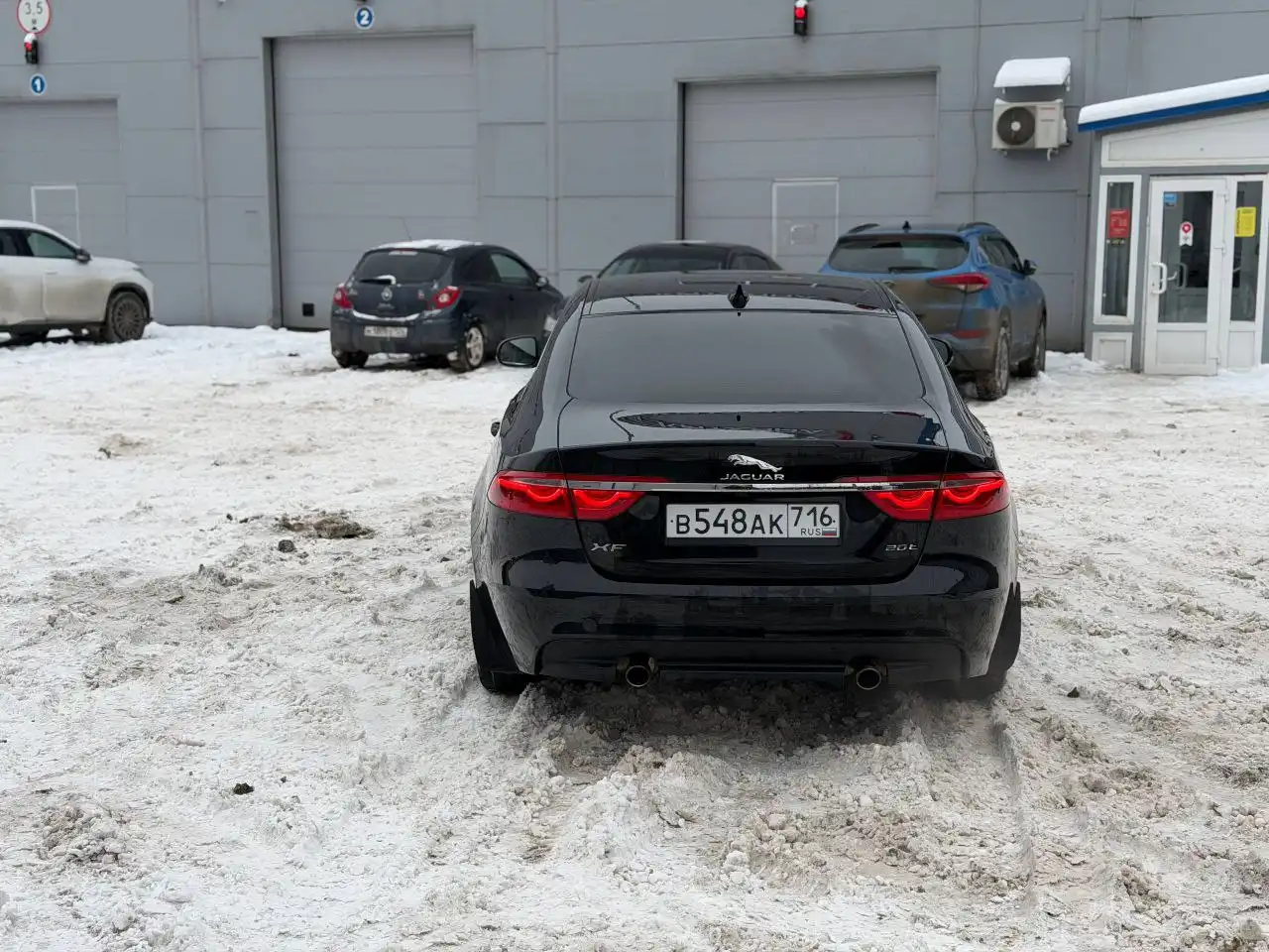 Jaguar XF 2017 2.0 бензин задний привод 93000 км - Легковые автомобили (Авто) в Серпухов