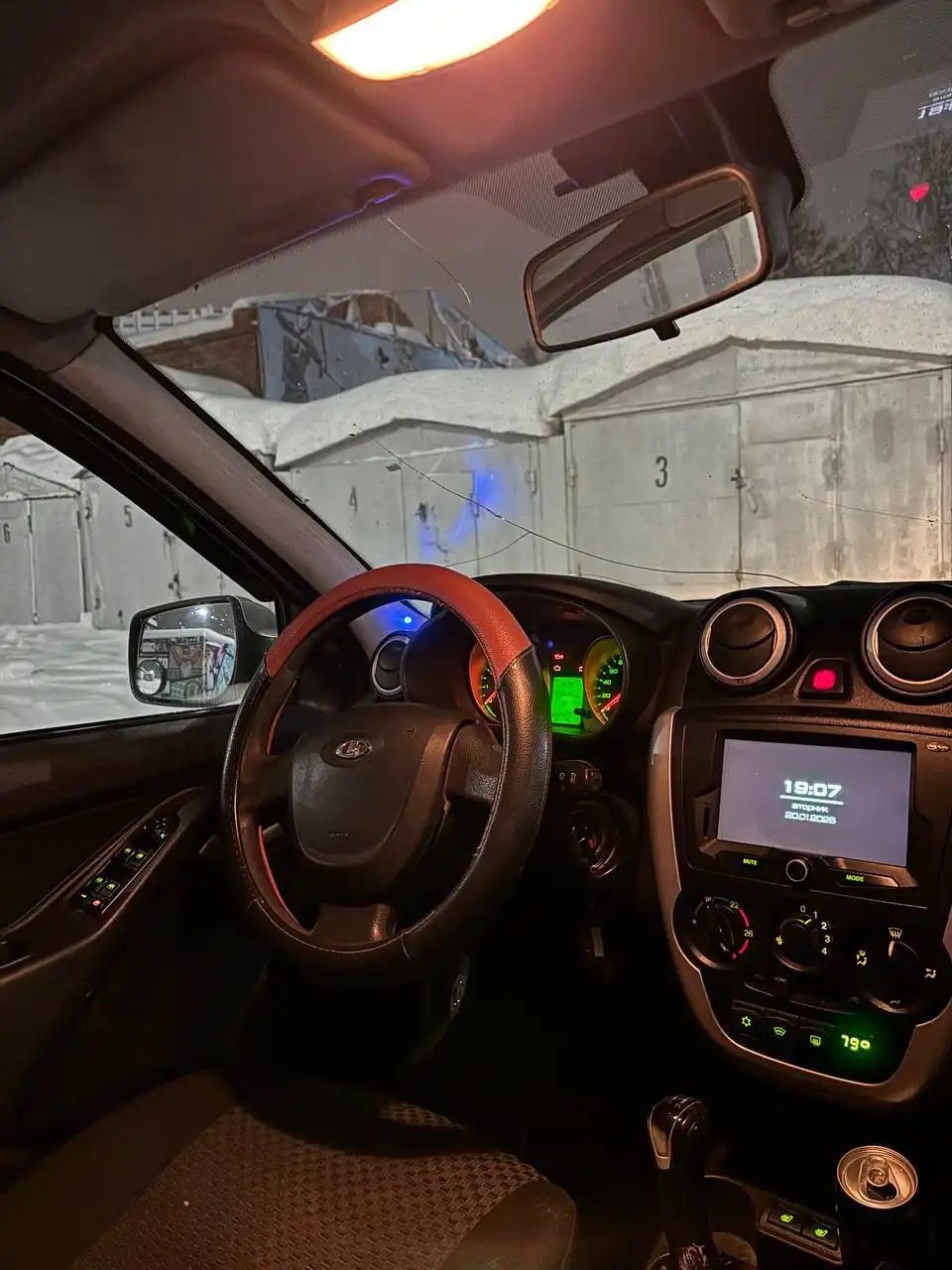 Продажа Lada Granta 2013 года, максимальная комплектация Люкс - Легковые автомобили (Авто) в Санкт-Петербург