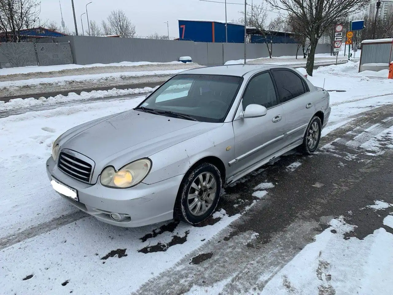 Hyundai Sonata 2005 2.0 МТ - Легковые автомобили (Авто) в Москва