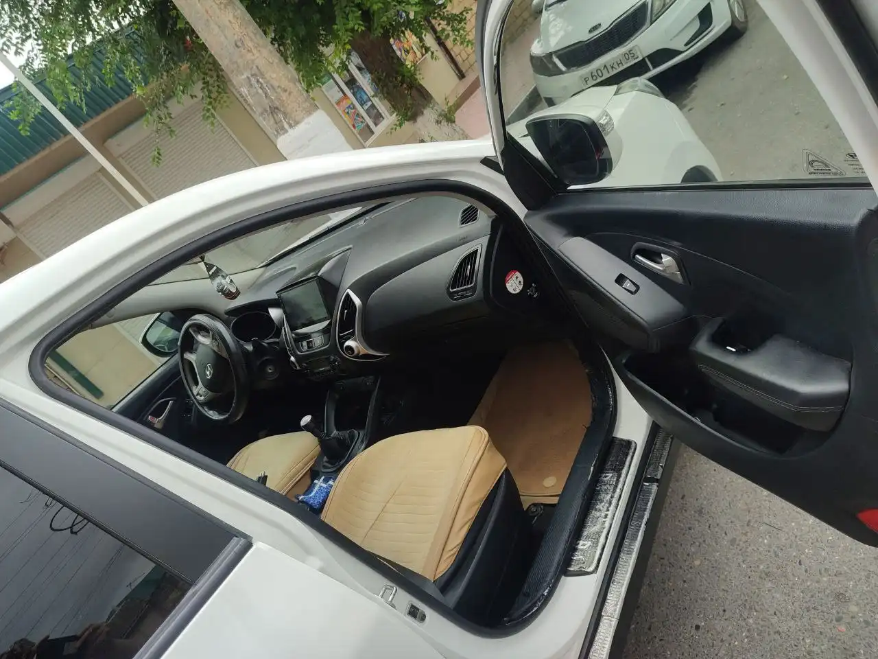 Продажа Hyundai ix35 2012 года - Авто в Санкт-Петербург