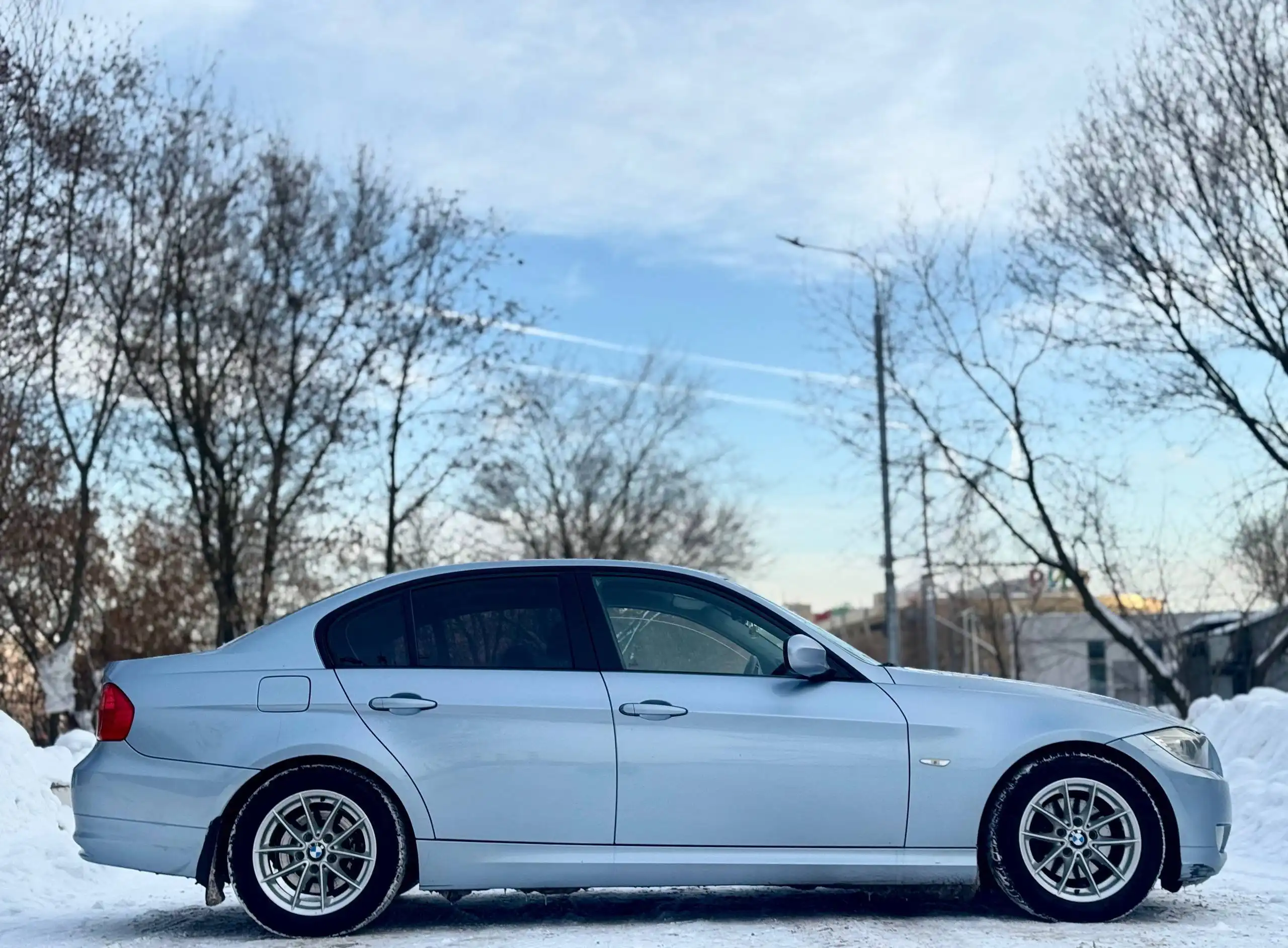 BMW 3-er E90 2009 года в отличном состоянии - Авто в Санкт-Петербург