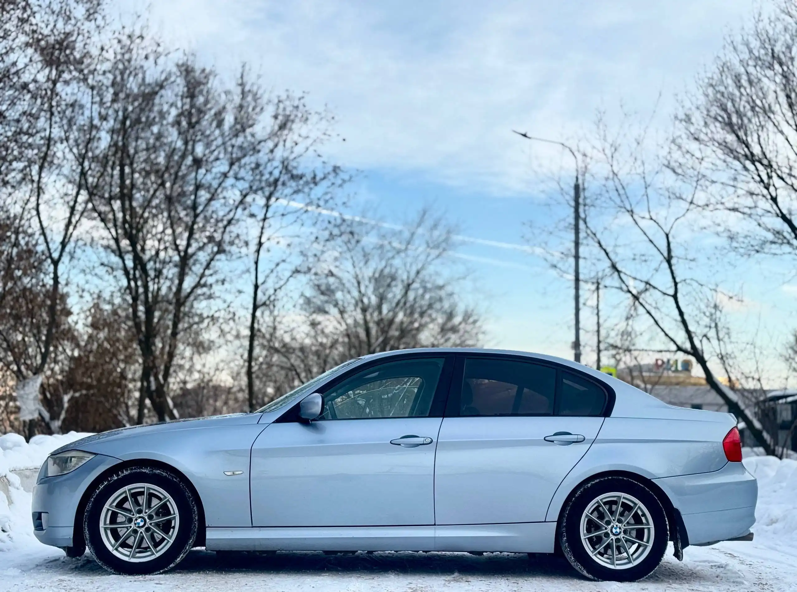 BMW 3-er E90 2009 года в отличном состоянии - Авто в Санкт-Петербург