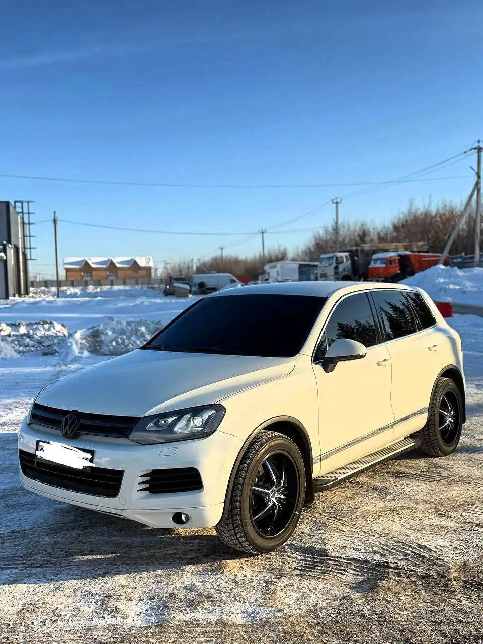 Volkswagen Touareg 2011 года, 3.6 бензин, автомат, полный привод - Внедорожники (Авто) в Октябрьский