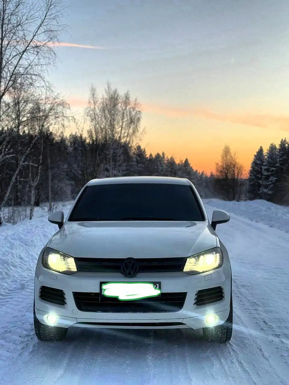 Volkswagen Touareg 2011 года, 3.6 бензин, автомат, полный привод - Внедорожники (Авто) в Октябрьский