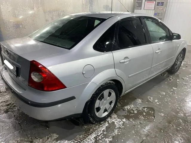 Ford Focus 2 1.4 МТ 2006 года - Авторынок в Москва