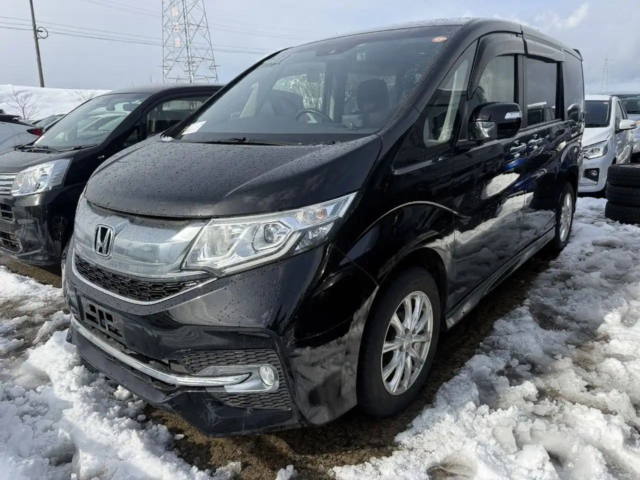 Продажа HONDA Stepwgn 4WD 2016 года - Минивэн (Авто) в Санкт-Петербург