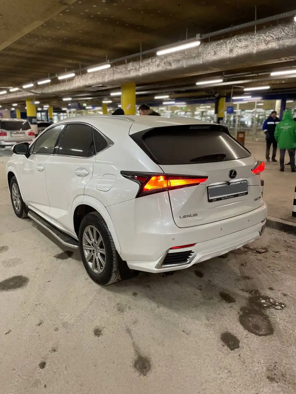 Lexus NX200 2021 года выпуска - Авто в Санкт-Петербург