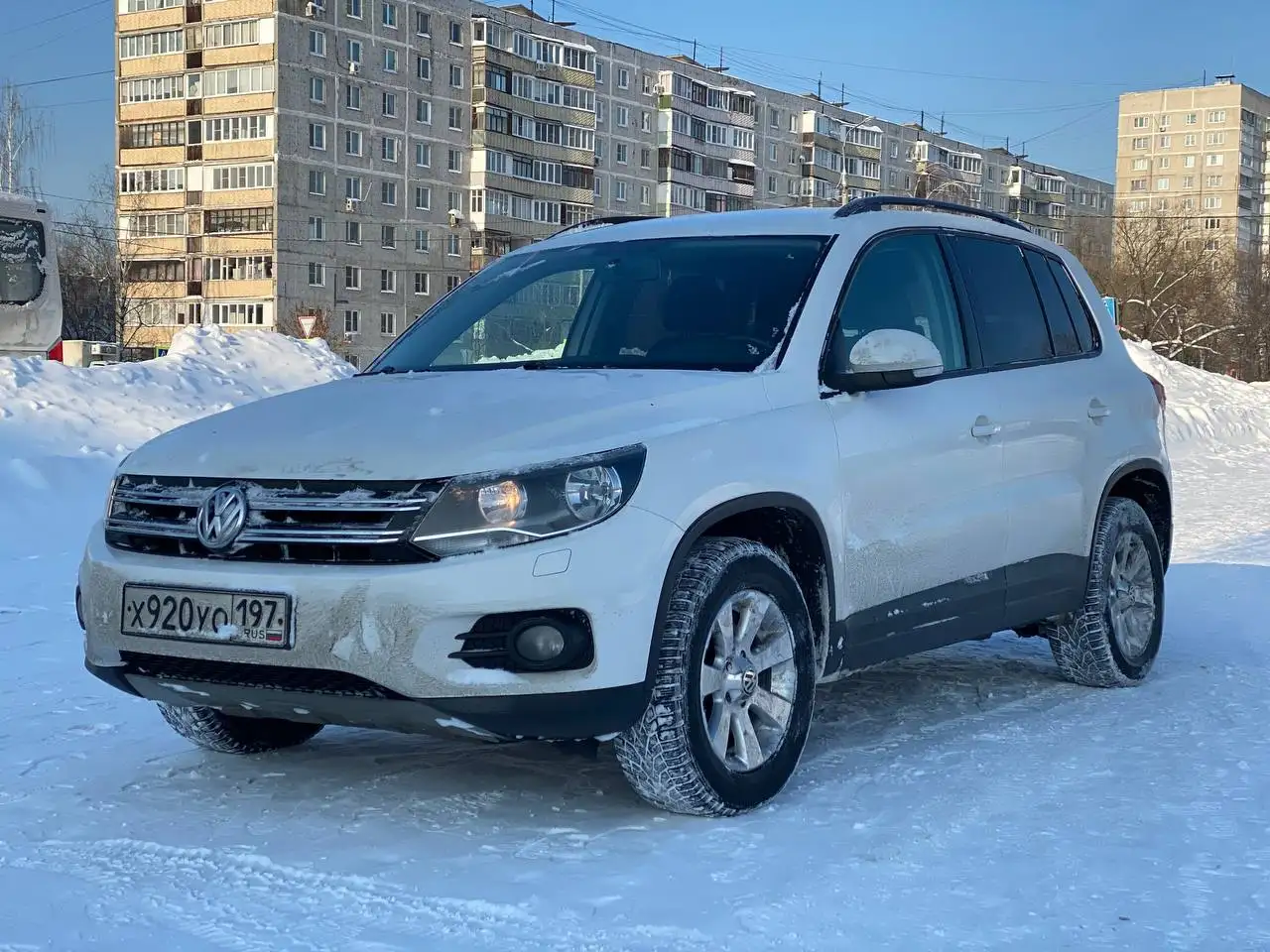 Volkswagen Tiguan I (рестайлинг) 2012 г. Комплектация Track&Field - Легковые автомобили (Авто) в Москва
