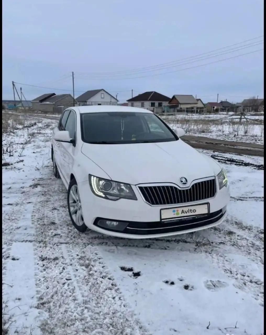 Skoda Superb 2013 г.в. в отличном состоянии - Легковые автомобили (Авто) в Екатеринбург