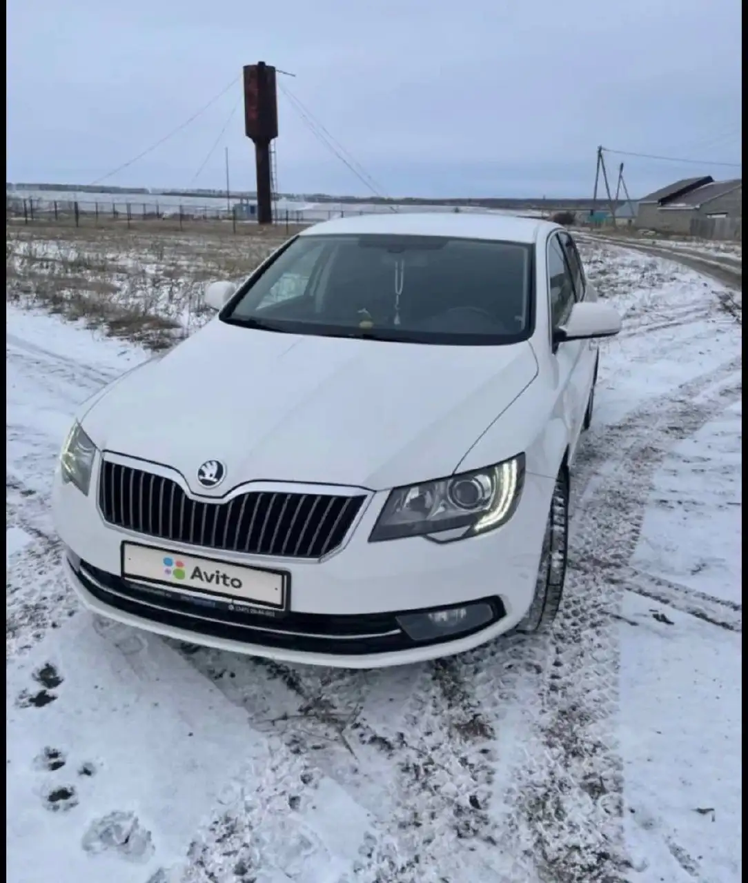 Skoda Superb 2013 г.в. в отличном состоянии - Легковые автомобили (Авто) в Екатеринбург