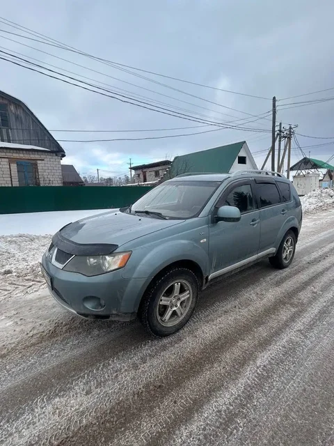 Продажа автомобиля Subaru Outlander 2007 года с вариатором - Внедорожник в Уфа