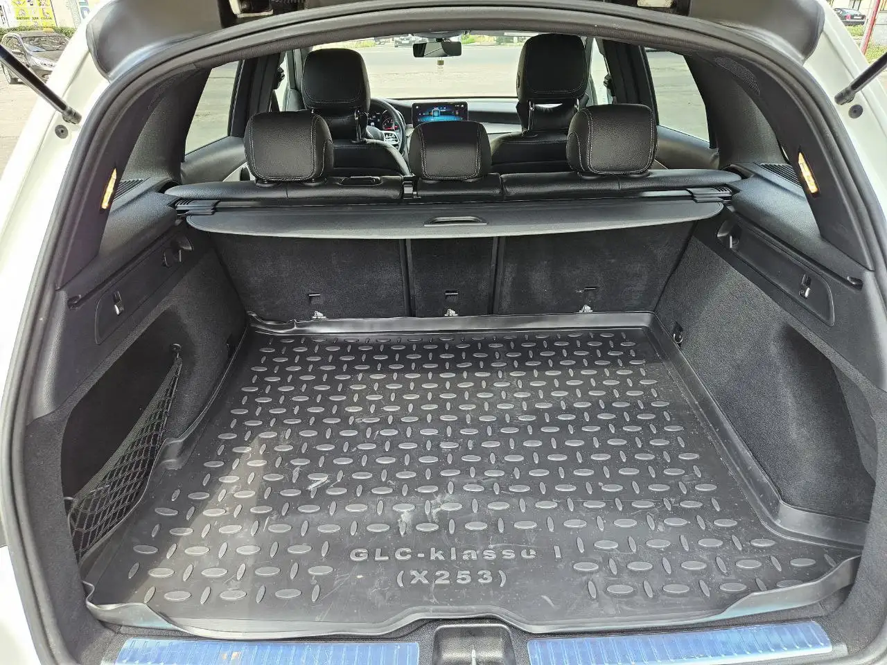 Mercedes-Benz GLC 300 2021 года - Авто в Донецк