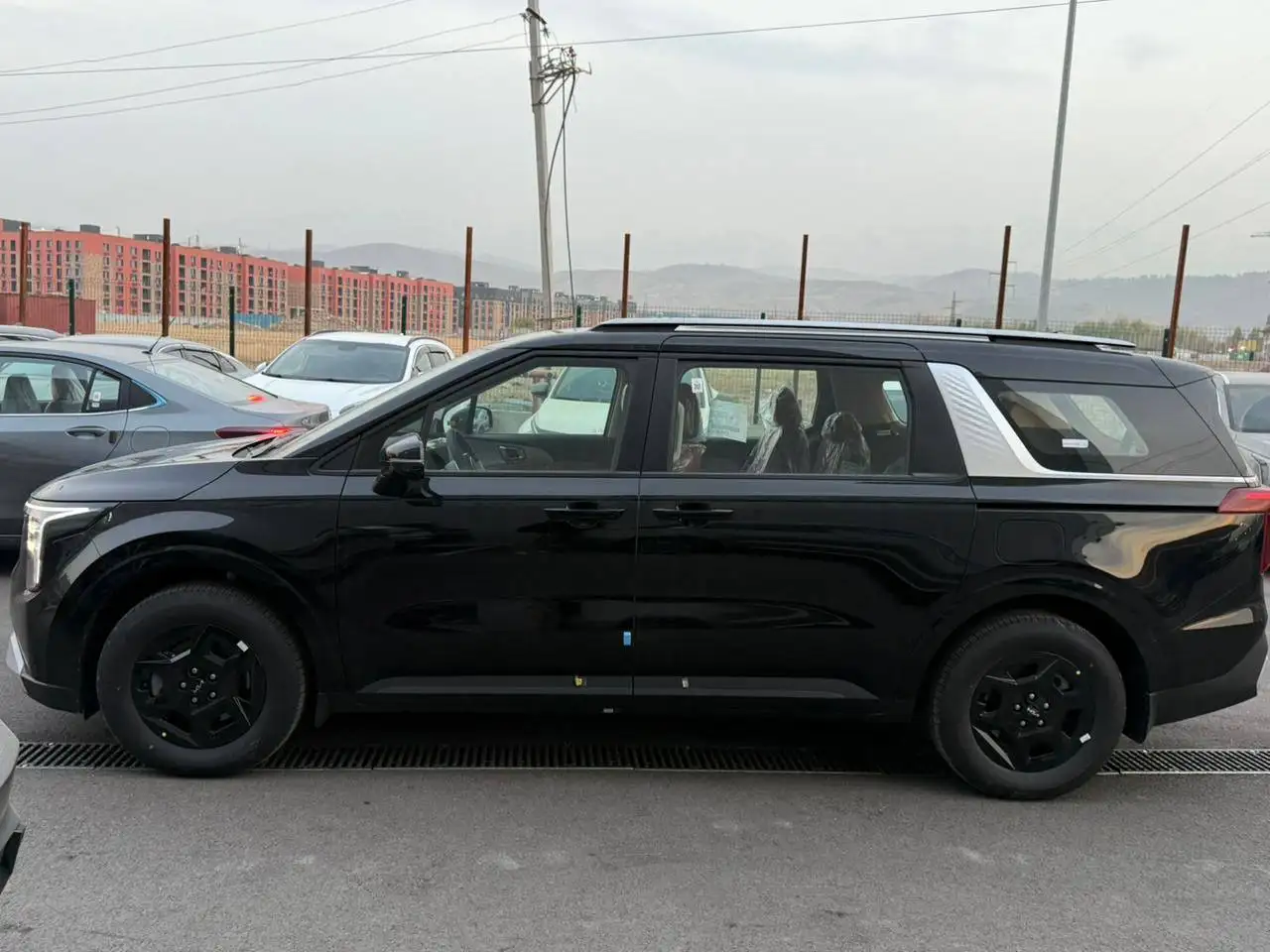 Kia Carnival 2025г Бензин 3.5 Комплектация Люкс 8 мест - Авто в Санкт-Петербург